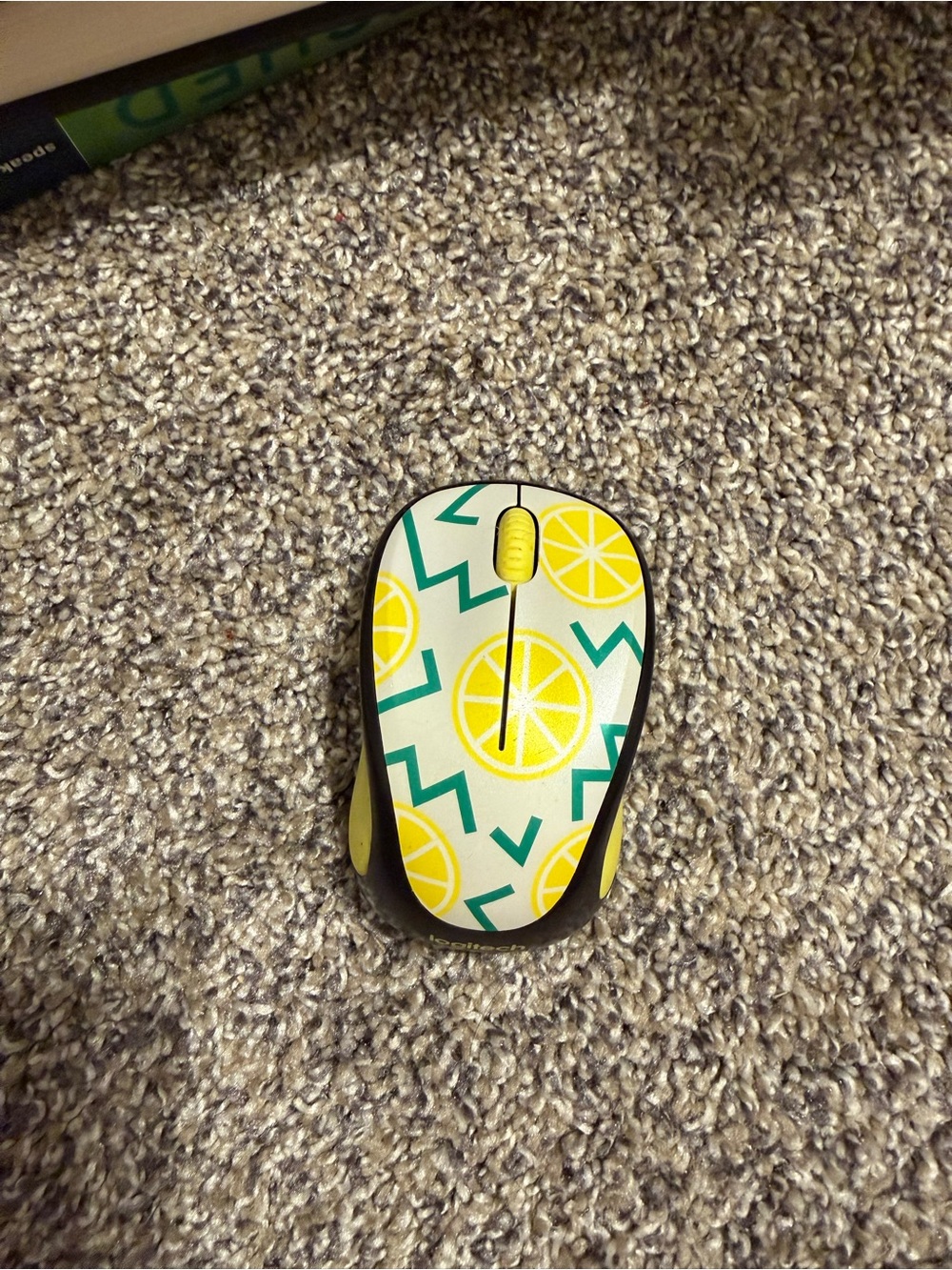 Logitech Wireless Mouse - Yellow & Green Lemon Pattern